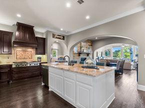 18 N Shasta Bend Circle, The Woodlands TX 77389