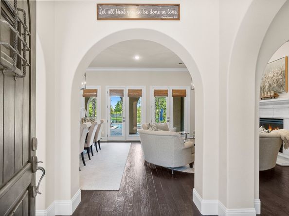 18 N Shasta Bend Circle, The Woodlands TX 77389