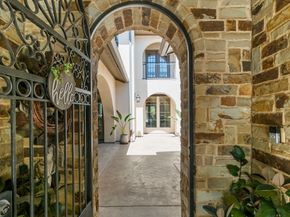 18 N Shasta Bend Circle, The Woodlands TX 77389