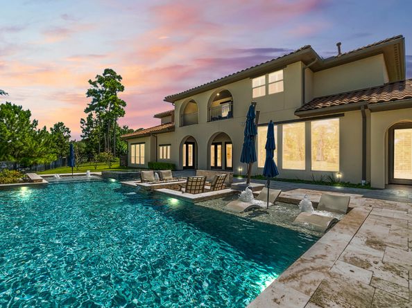 18 N Shasta Bend Circle, The Woodlands TX 77389