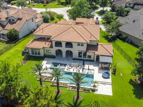18 N Shasta Bend Circle, The Woodlands TX 77389