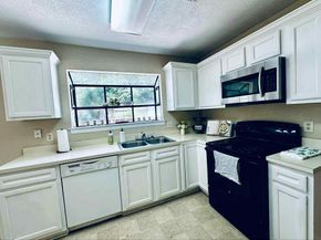 78 W High Oaks Circle, The Woodlands TX 77380