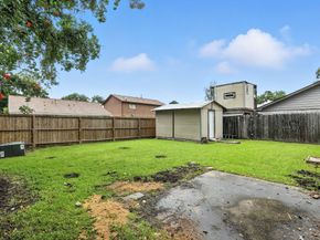 8611 Valley Ledge Drive, Houston TX 77078