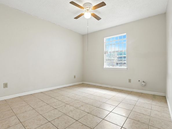 8611 Valley Ledge Drive, Houston TX 77078