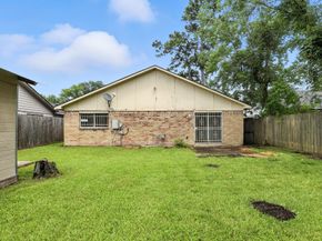 8611 Valley Ledge Drive, Houston TX 77078