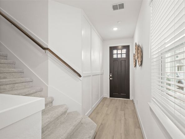 2310 Via Cami Lane, Houston TX 77051