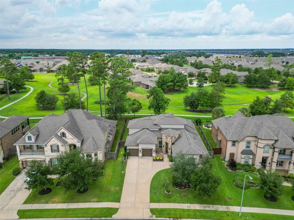 18931 Winding Atwood Lane, Tomball TX 77377