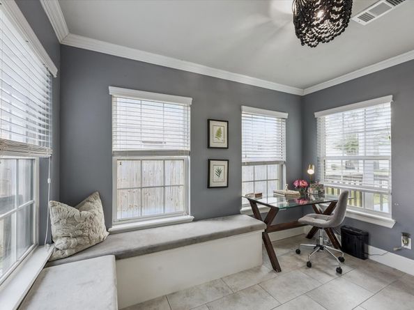 3327 Palm Street, Houston TX 77004