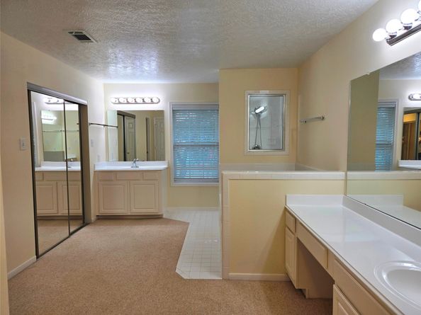 3138 Waters Way Drive, Sugar Land TX 77478