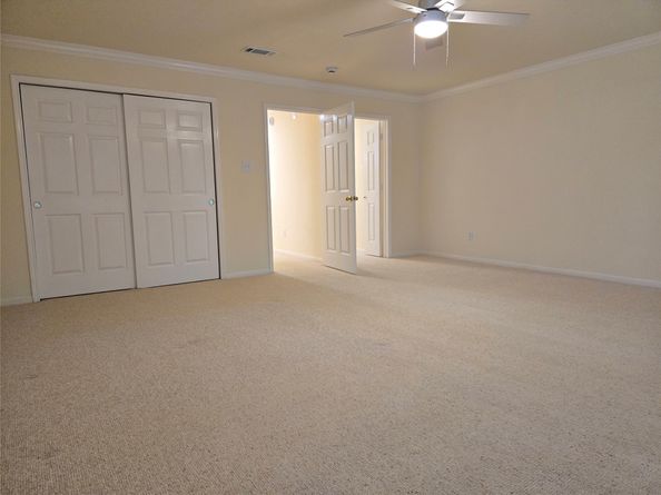 3138 Waters Way Drive, Sugar Land TX 77478