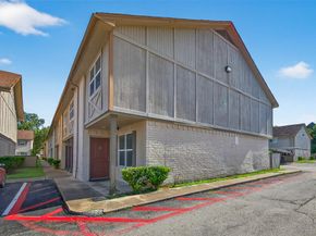 1701 Upland Drive 184, Houston TX 77043