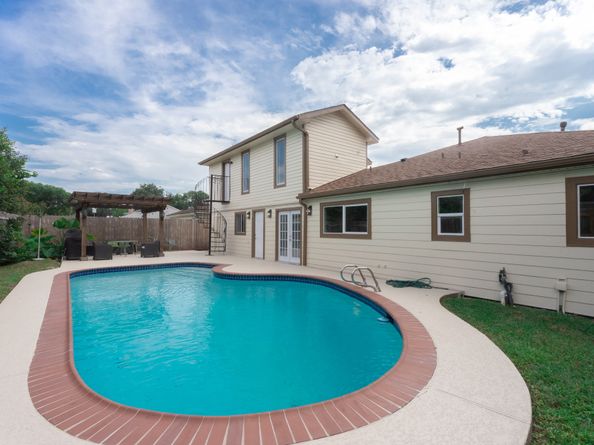 15307 Seahorse Drive, Houston TX 77062