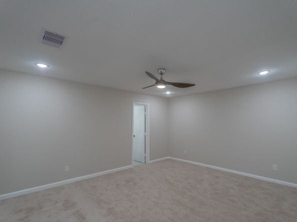 15307 Seahorse Drive, Houston TX 77062