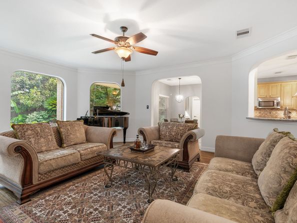 3 Broadweather Place, The Woodlands TX 77382