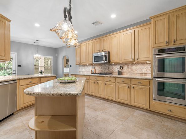 3 Broadweather Place, The Woodlands TX 77382