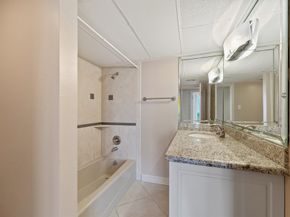 3350 Mccue Road 2301, Houston TX 77056
