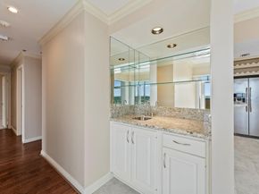 3350 Mccue Road 2301, Houston TX 77056
