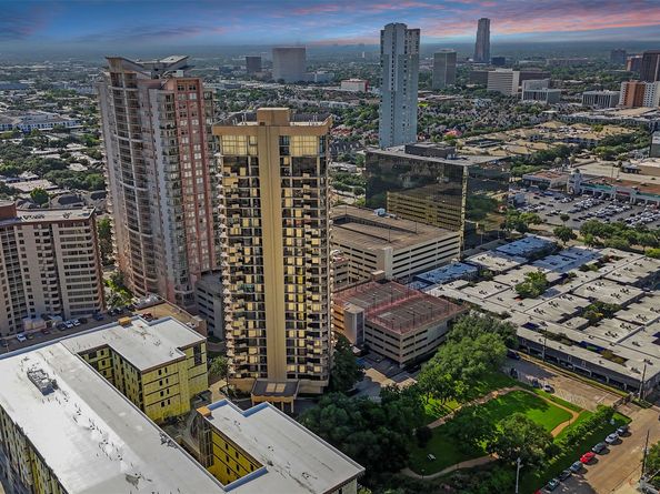 3350 Mccue Road 2301, Houston TX 77056