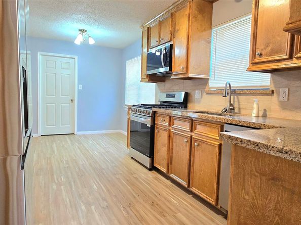 14422 Roundstone Lane, Houston TX 77015