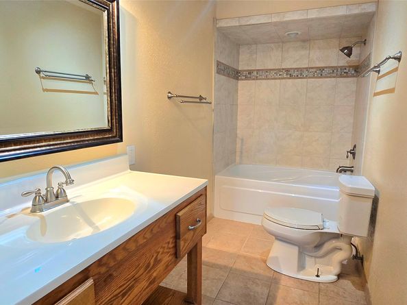 14422 Roundstone Lane, Houston TX 77015