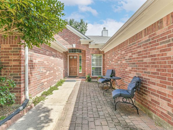 14418 Gadwall Court, Houston TX 77044