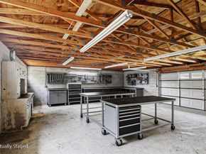 9213 Hammerly Boulevard, Houston TX 77080