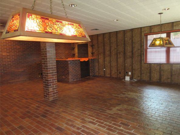 9213 Hammerly Boulevard, Houston TX 77080