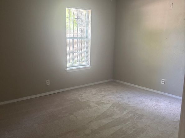 4830 Van Fleet Street, Houston TX 77033