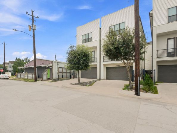 3313 Cline Street, Houston TX 77020