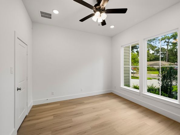 5109 Lido Lane, Houston TX 77092