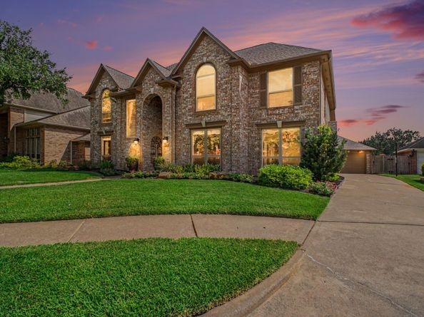5406 Brook Bend Drive, Sugar Land TX 77479