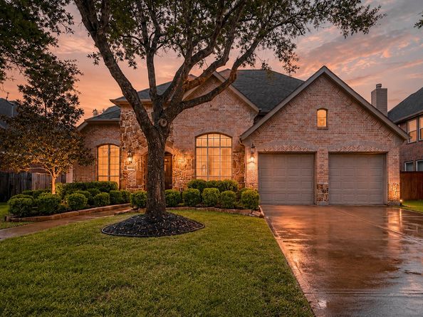 3814 Bluffstone Court, Sugar Land TX 77479