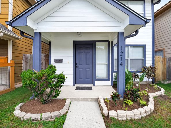 1214 Cleveland Street, Houston TX 77019