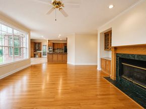 19 Bentgrass Place, The Woodlands TX 77381