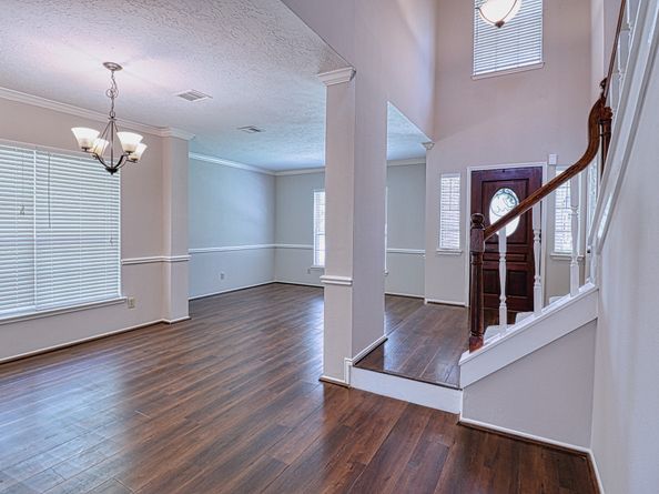 427 Birch Hill Drive, Sugar Land TX 77479