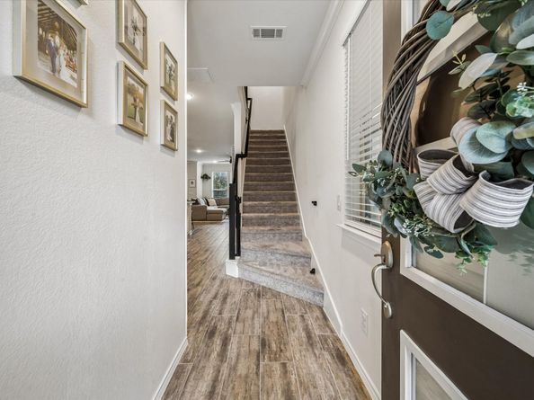 1812 Agoura Hills Drive, Houston TX 77080