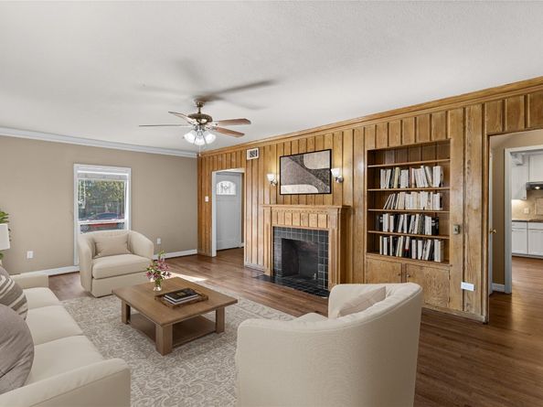 4373 Harvest Lane, Houston TX 77004