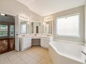 18703 Summercliff Lane, Tomball TX 77377