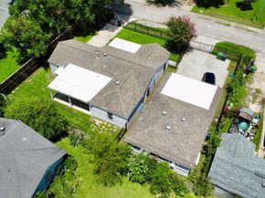 5701 LUNA Street, Houston TX 77076