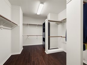 3019 Royal Oaks Grove, Houston TX 77082