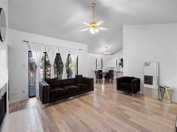 3500 Tangle Brush Drive 194, The Woodlands TX 77381