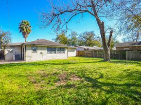 11517 Bannister Lane, Houston TX 77076