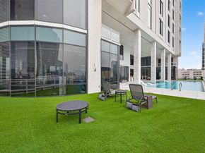 1409 Post Oak Boulevard 2003, Houston TX 77056