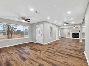 515 Maple Way, Houston TX 77015