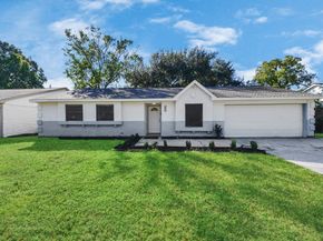 6031 Dellfern Drive, Houston TX 77035