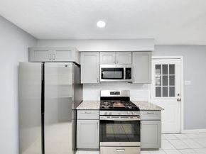 6031 Dellfern Drive, Houston TX 77035