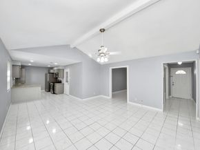 6031 Dellfern Drive, Houston TX 77035