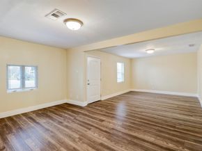 1114 Blackwood Avenue, Houston TX 77032