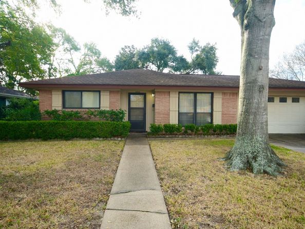 5703 Greencraig Drive, Houston TX 77035