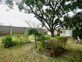 5703 Greencraig Drive, Houston TX 77035